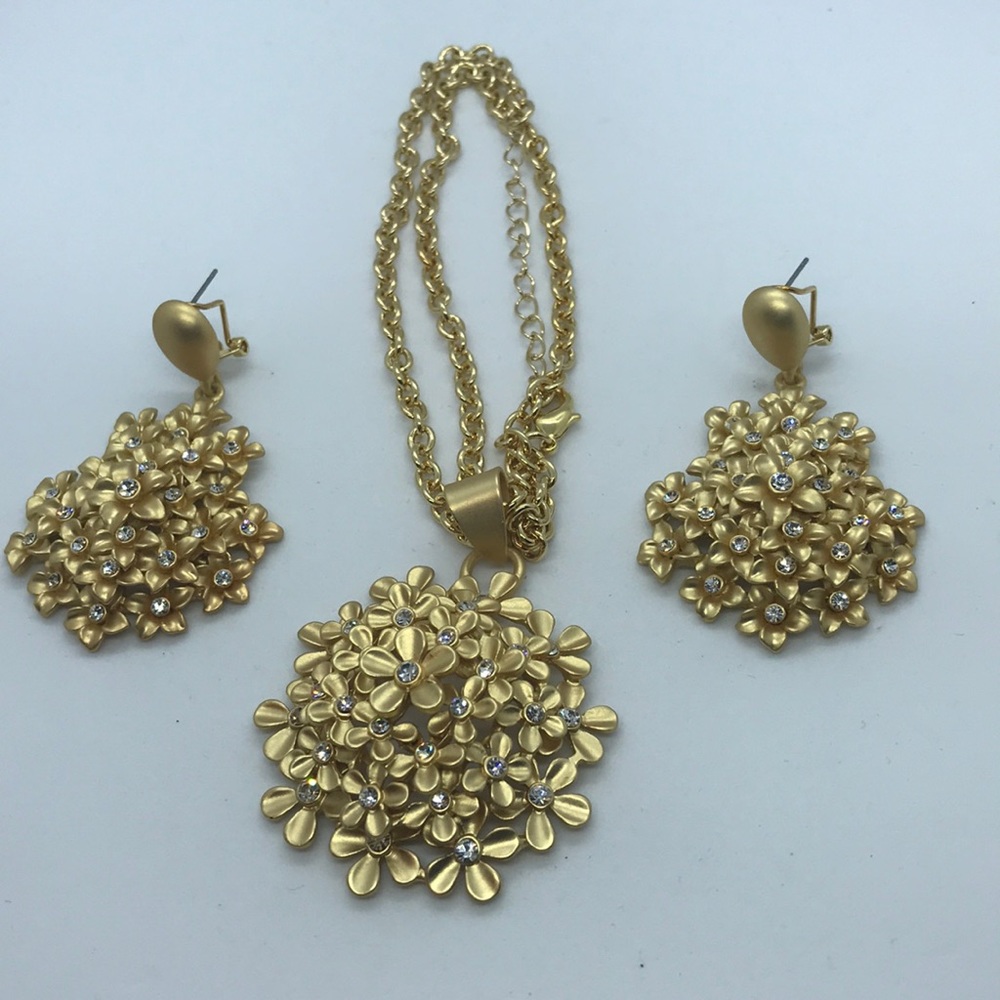 Roberto by RFN gold necklace, pierced earrings
